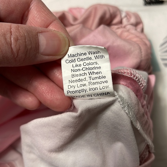 Two piece set - Picture 5 of 7